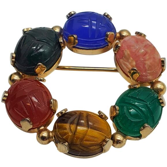 Egyptian Revival Cassell Scarab Brooch 1/20 12KT Gold Filled Carved Stone Pin - Picture 2 of 8